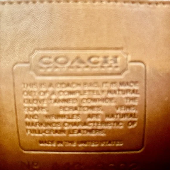 Vintage Coach Sutton crossbody bag
9814 - Picture 4 of 5